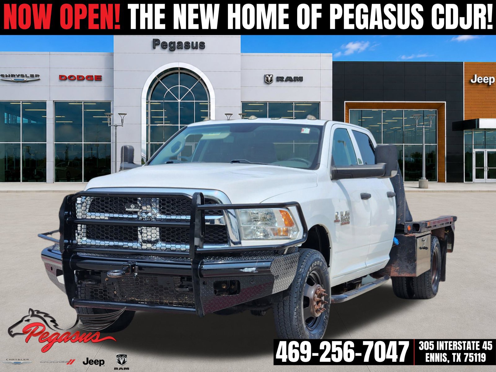Used 2018 RAM 3500 Tradesman w/ Chrome Appearance Group AWD/4WD image 2