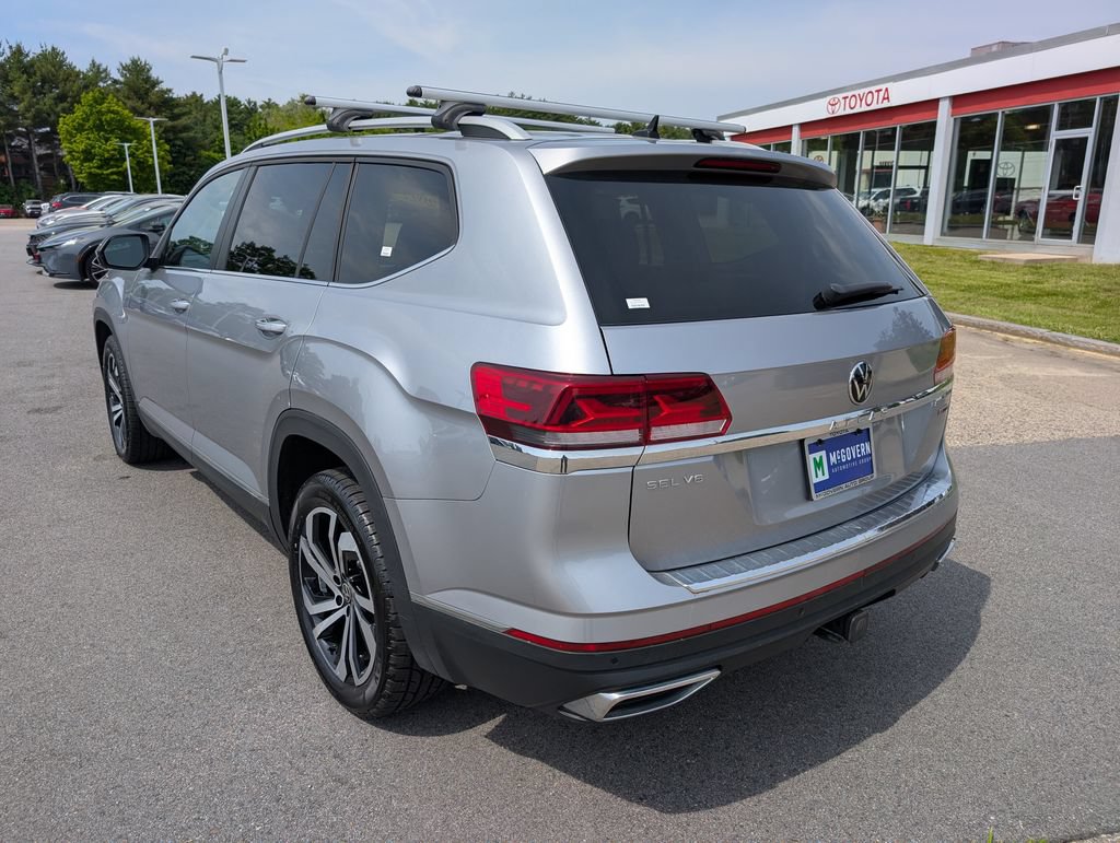 Used 2022 Volkswagen Atlas SEL AWD/4WD image 3