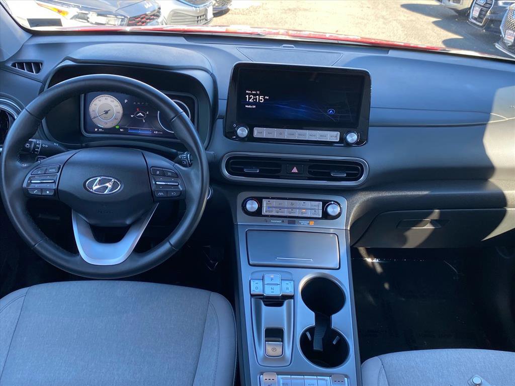 Used 2023 Hyundai Kona SEL image 12
