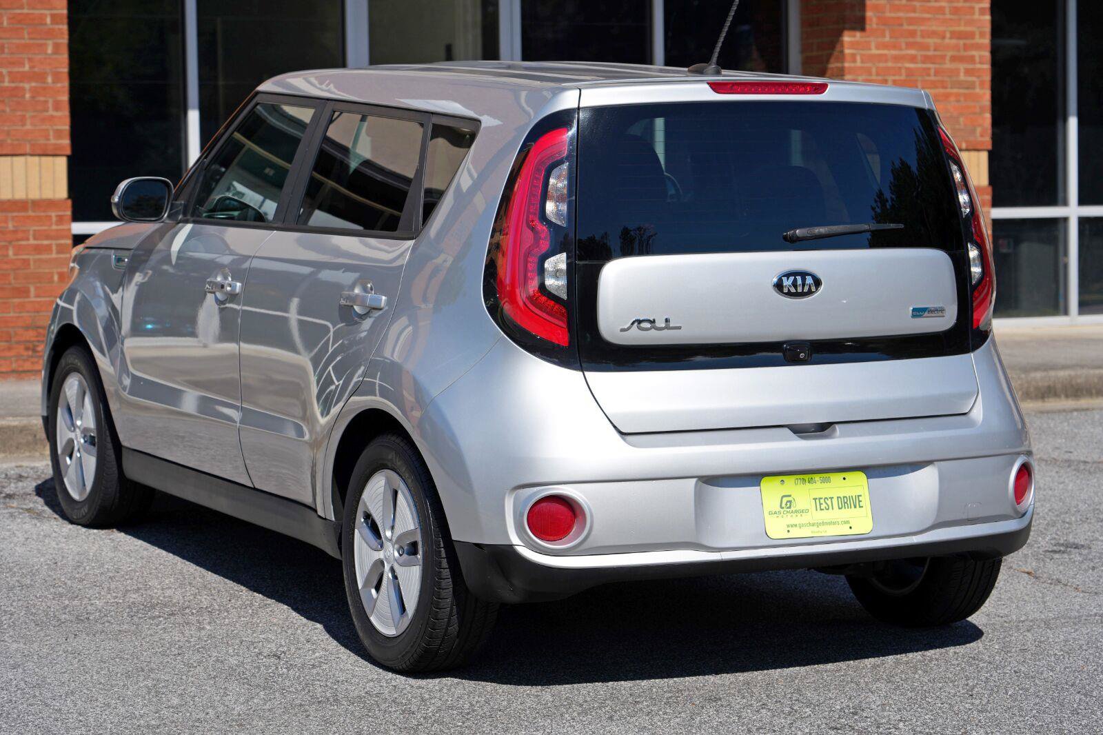Used 2016 Kia Soul EV FWD image 45