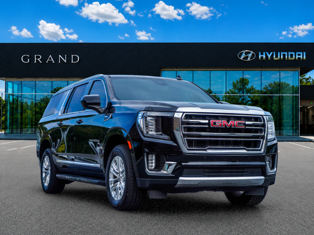 Used 2024 GMC Yukon XL SLT RWD image 8
