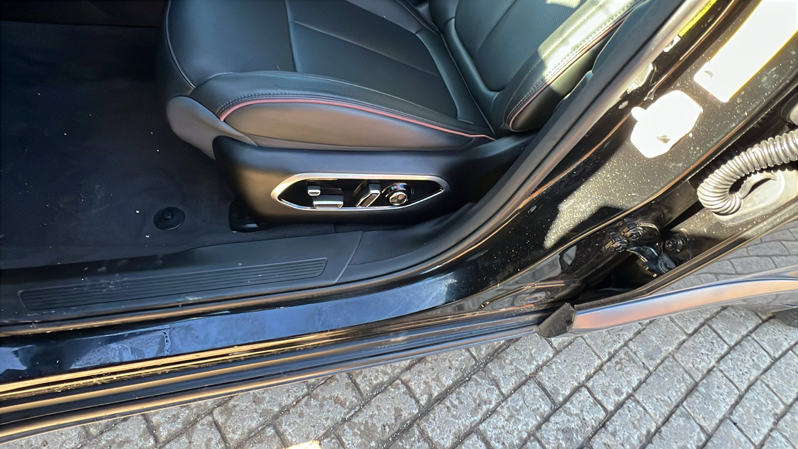 Used 2024 Jeep Wagoneer Launch Edition image 17