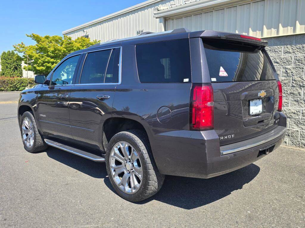 Used 2018 Chevrolet Tahoe Premier w/ Max Trailering Package AWD/4WD image 4