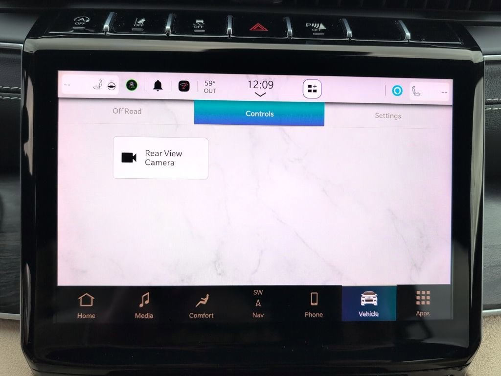 Used 2023 Jeep Grand Cherokee Limited image 42