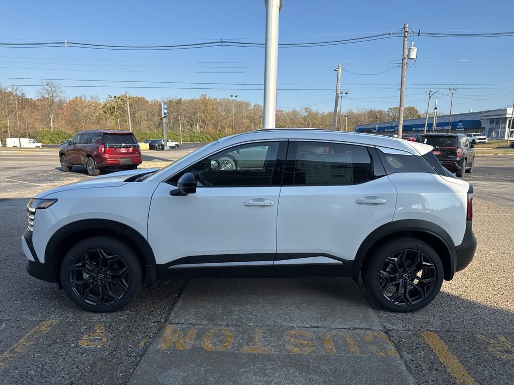 New 2026 Nissan Kicks SR w/ SR Premium Package AWD/4WD image 7