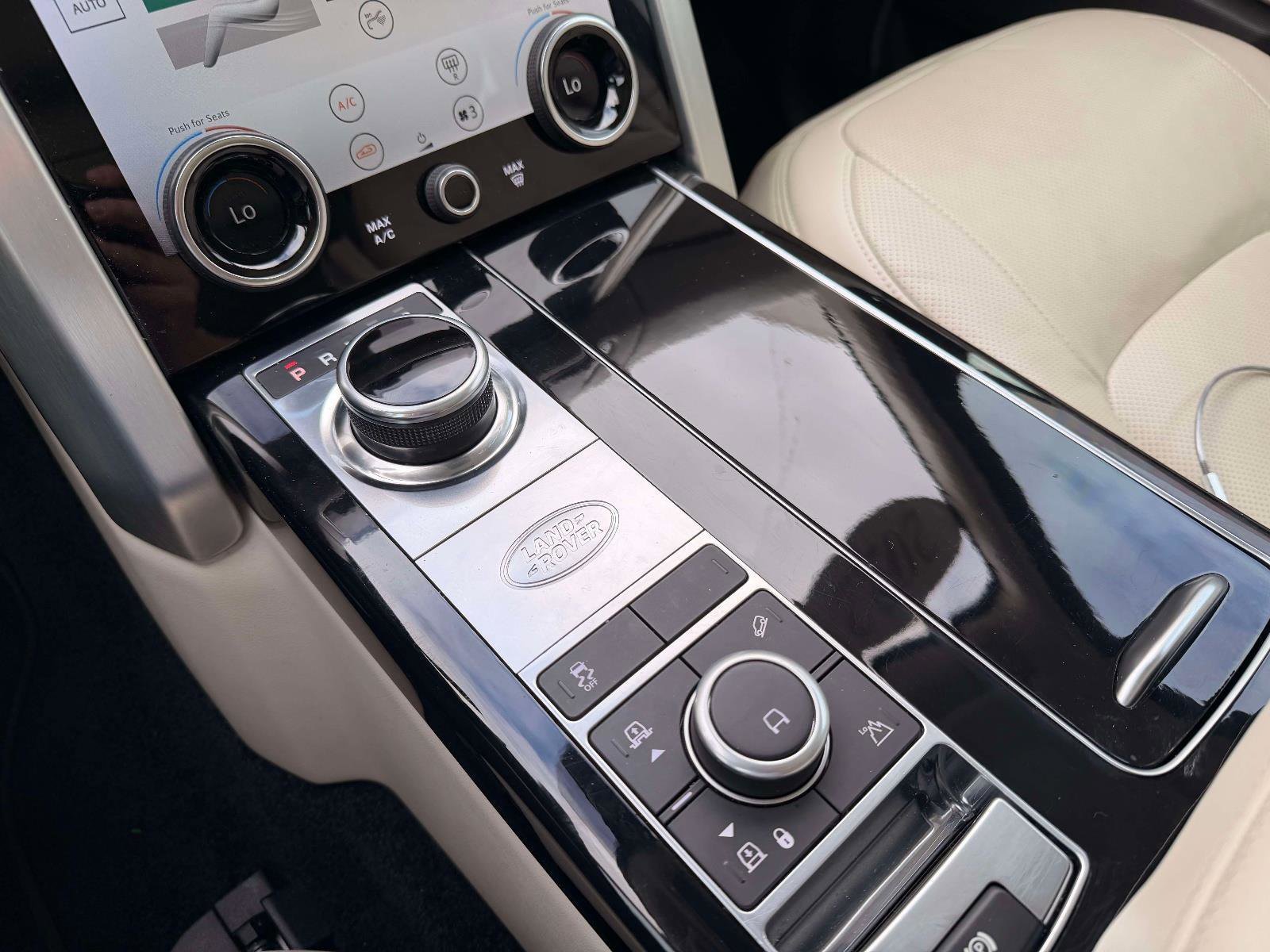 Used 2022 Land Rover Range Rover Westminster Edition image 14