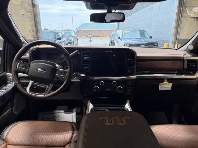 New 2027 Ford F350 King Ranch w/ Tremor Off-Road Package AWD/4WD image 4