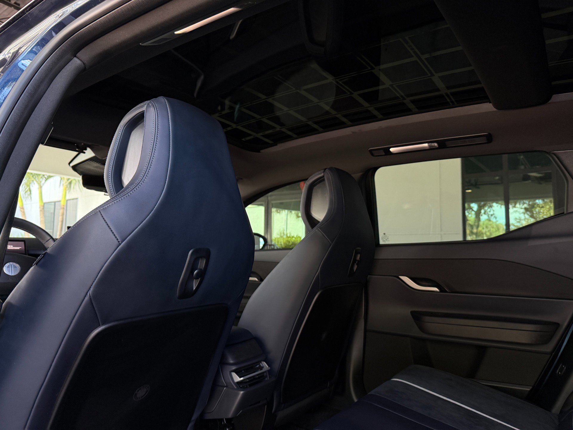 Used 2023 Fisker Ocean Extreme image 28