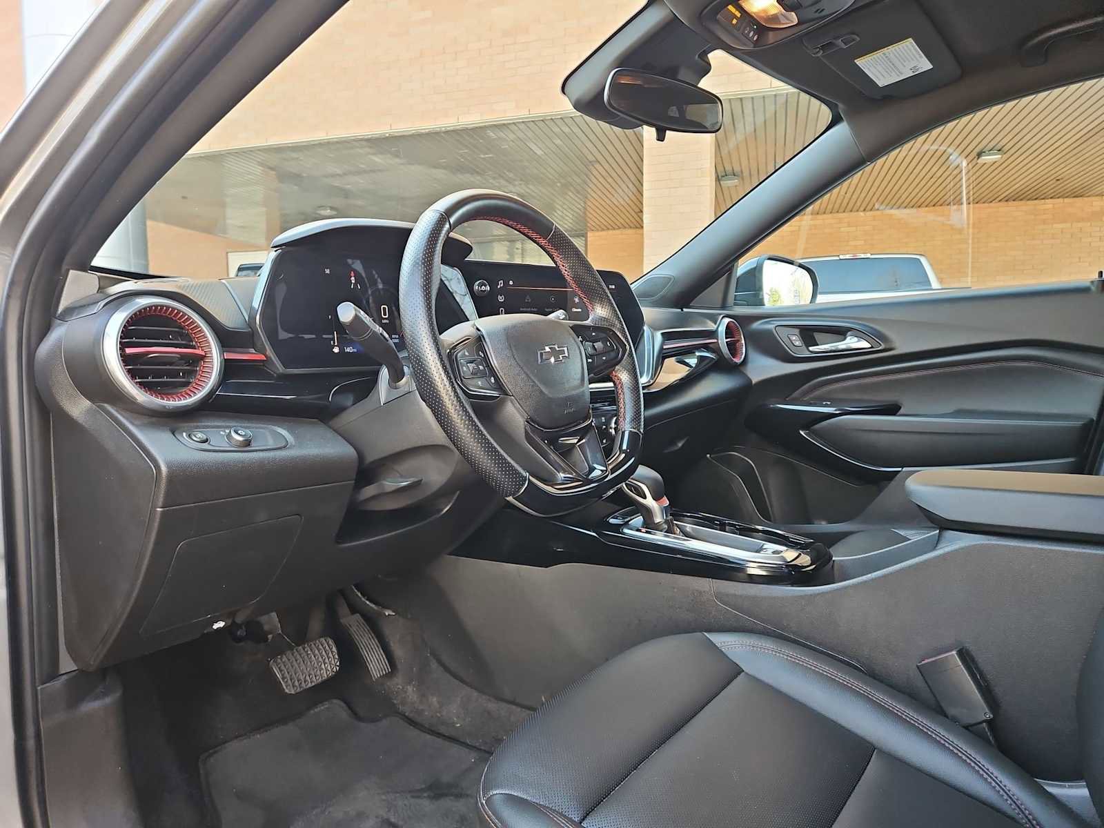 Certified 2024 Chevrolet Trax RS image 10