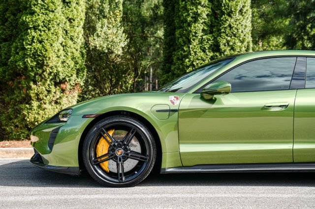 Used 2020 Porsche Taycan Turbo S AWD/4WD image 11