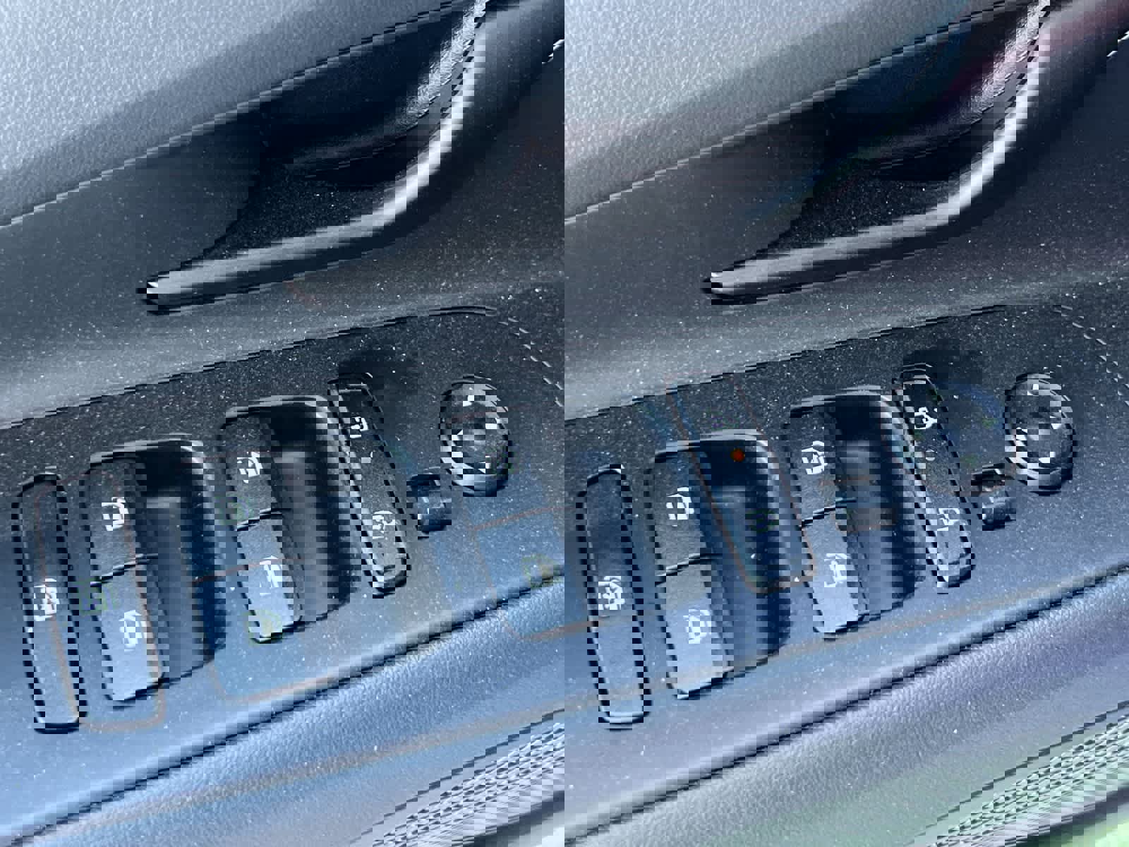 New 2025 Hyundai Elantra Sport image 14