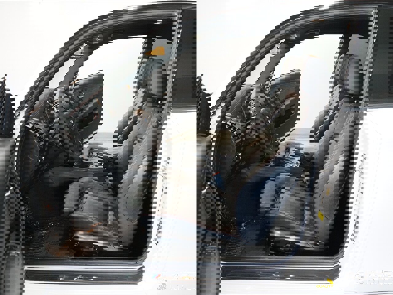 Used 2011 BMW 1 Series M image 19