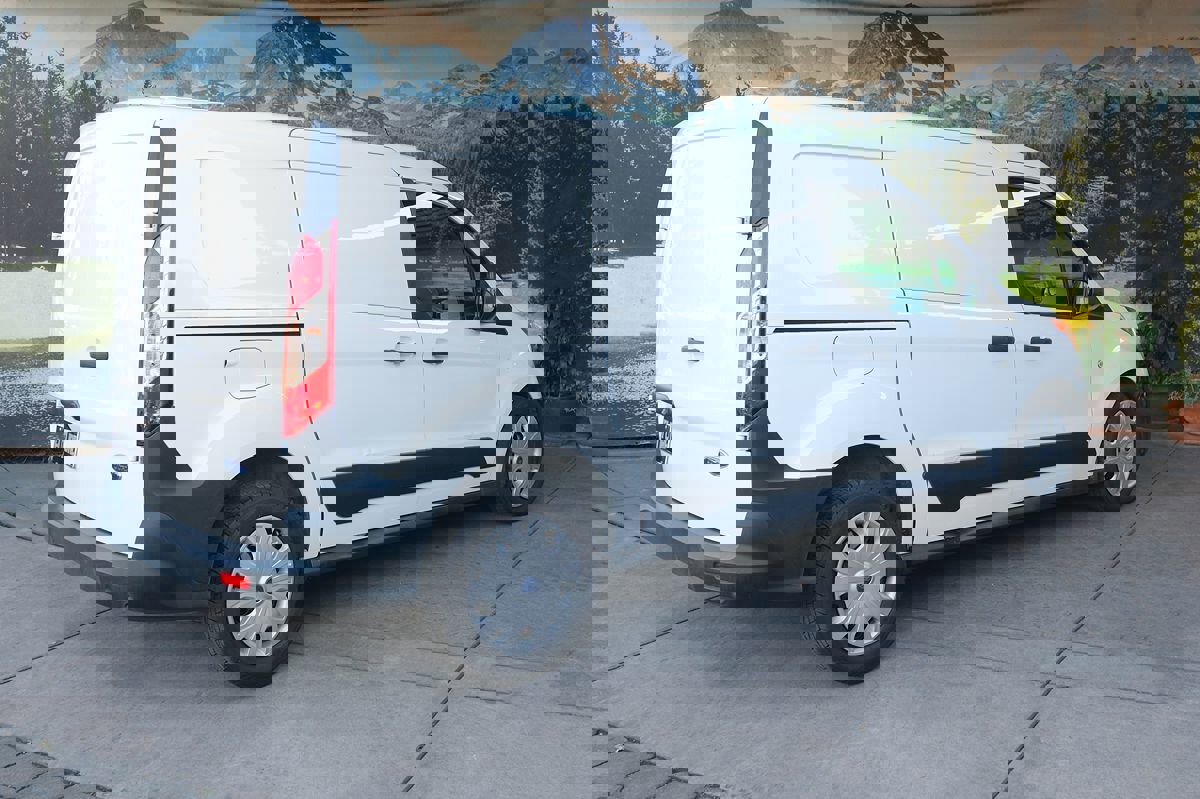 Used 2020 Ford Transit Connect XL image 6