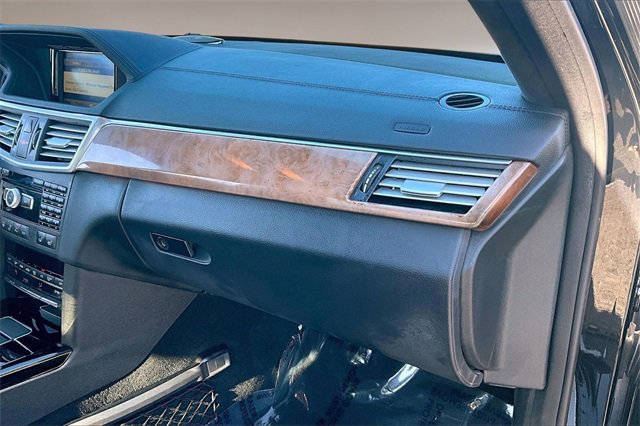 Used 2012 Mercedes-Benz E 63 AMG Sedan image 25