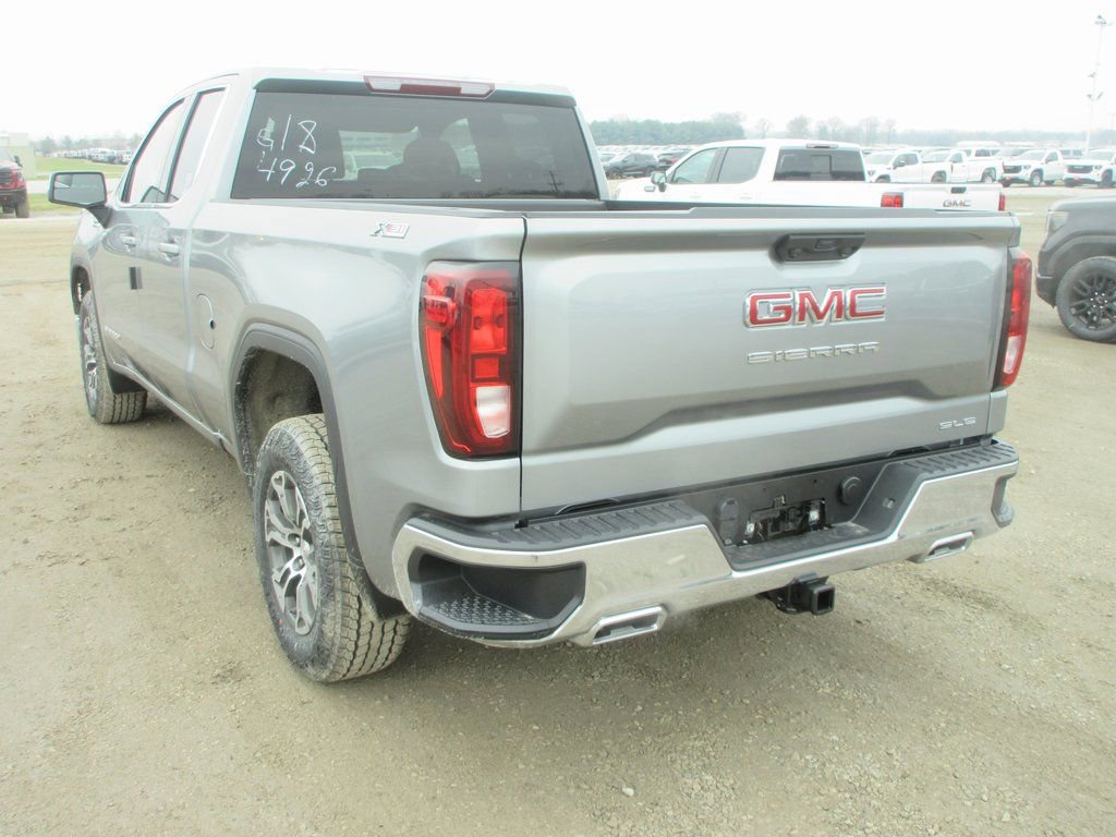 New 2026 GMC Sierra 1500 SLE image 8