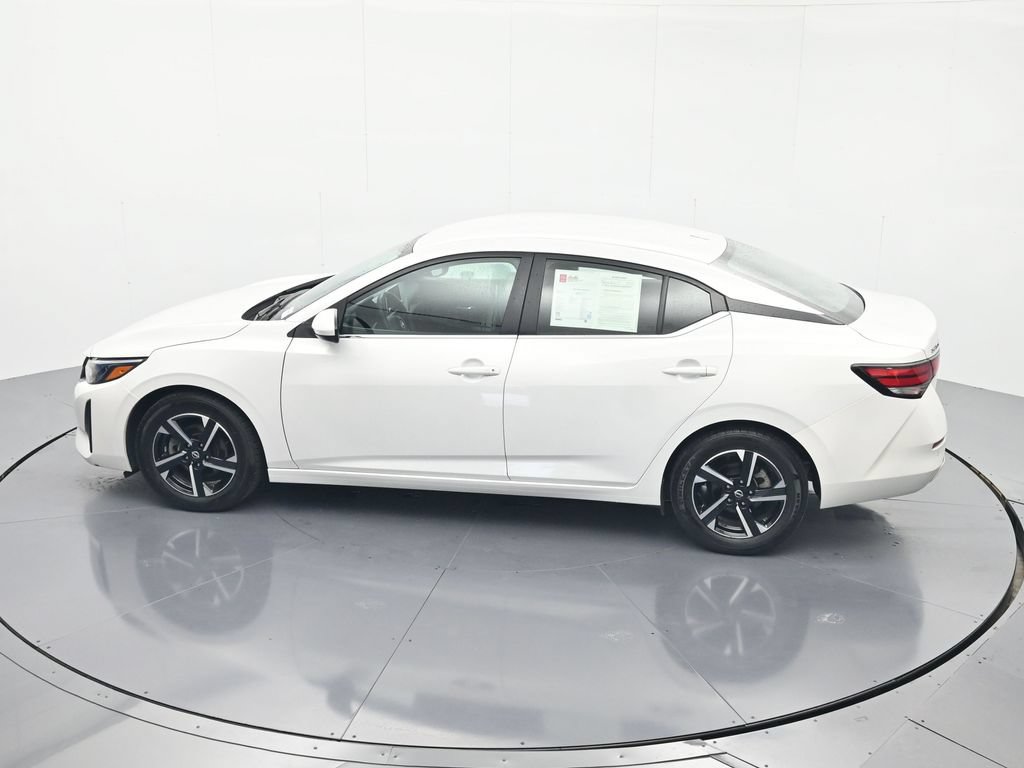 Used 2024 Nissan Sentra SV FWD image 34