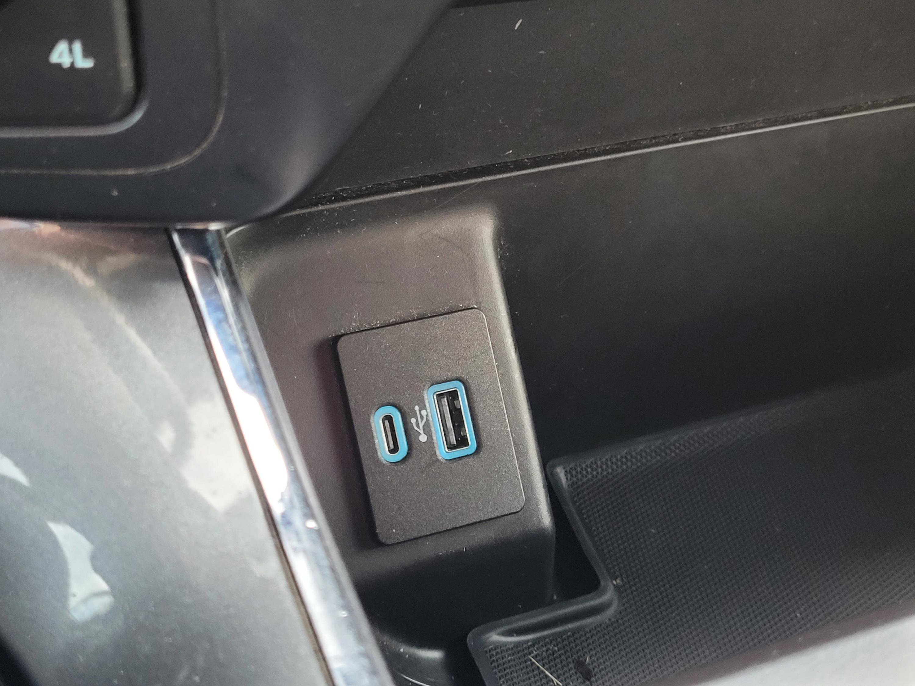 Certified 2022 Ford F150 XLT w/ Equipment Group 302A High image 23