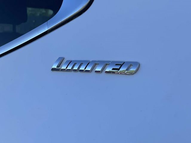 Used 2024 Toyota Tundra Limited w/ Power Package image 17