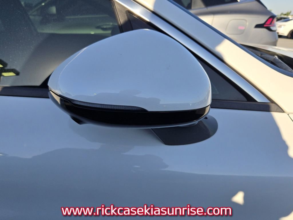 Used 2025 Kia K5 EX image 11