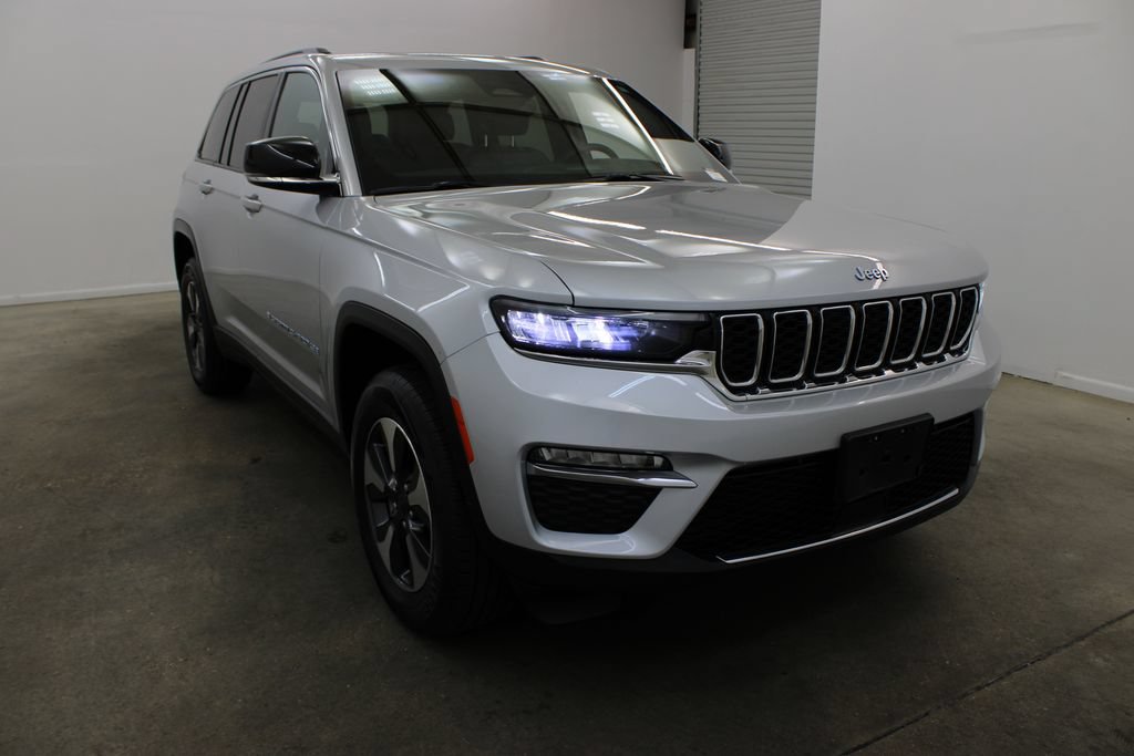 Used 2024 Jeep Grand Cherokee Limited 4xe AWD/4WD image 6