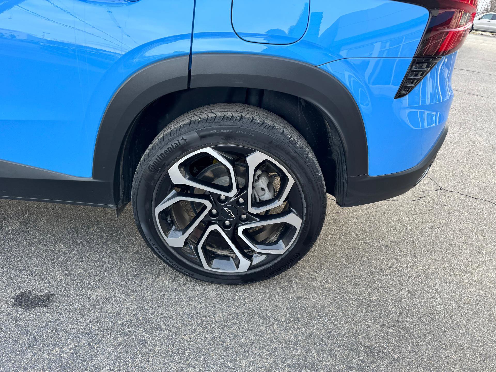 Used 2024 Chevrolet Trax RS w/ Driver Confidence Package image 14