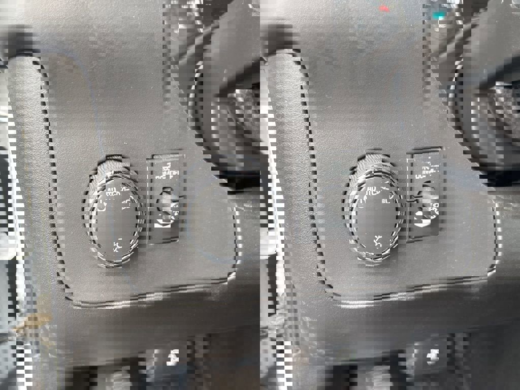 New 2025 Chevrolet Express 3500 w/ Power Convenience Package image 28