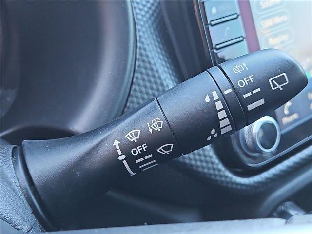 Certified 2022 Nissan Kicks SV FWD image 14
