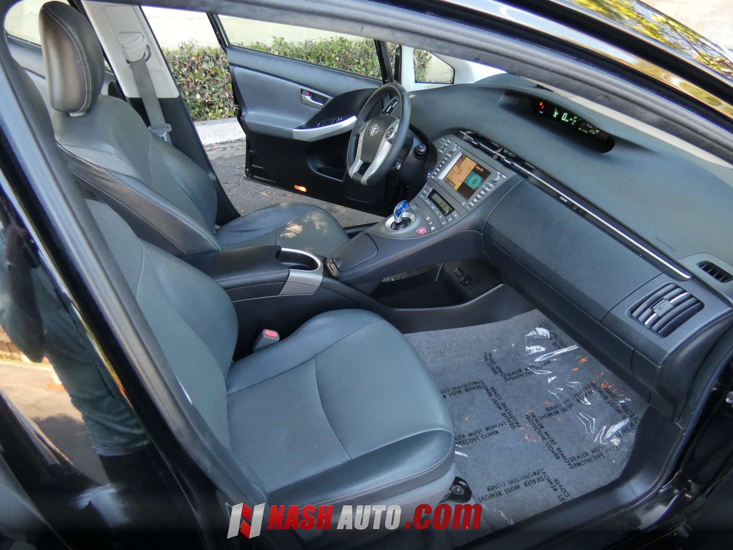 Used 2014 Toyota Prius Four w/ Solar Roof Package FWD image 26