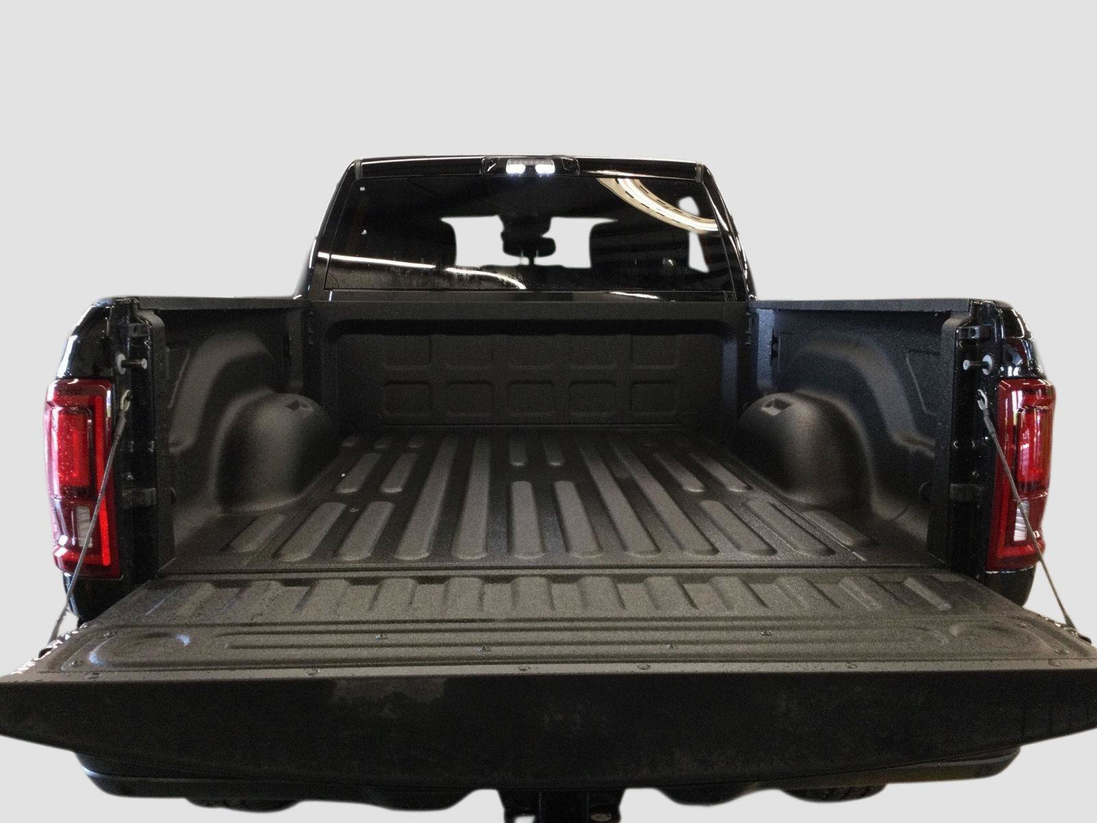New 2026 RAM 2500 Big Horn AWD/4WD image 31