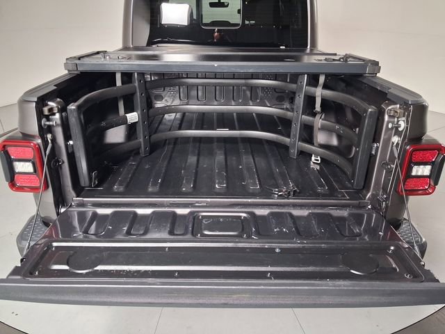 Used 2020 Jeep Gladiator Overland AWD/4WD image 13