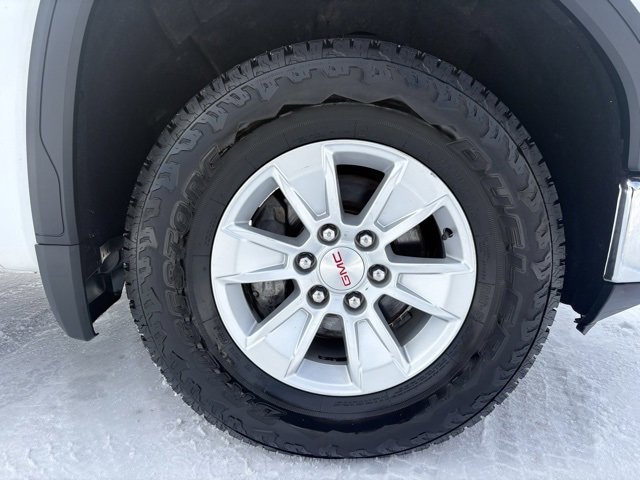 Used 2021 GMC Sierra 1500 SLE w/ Preferred Package image 5