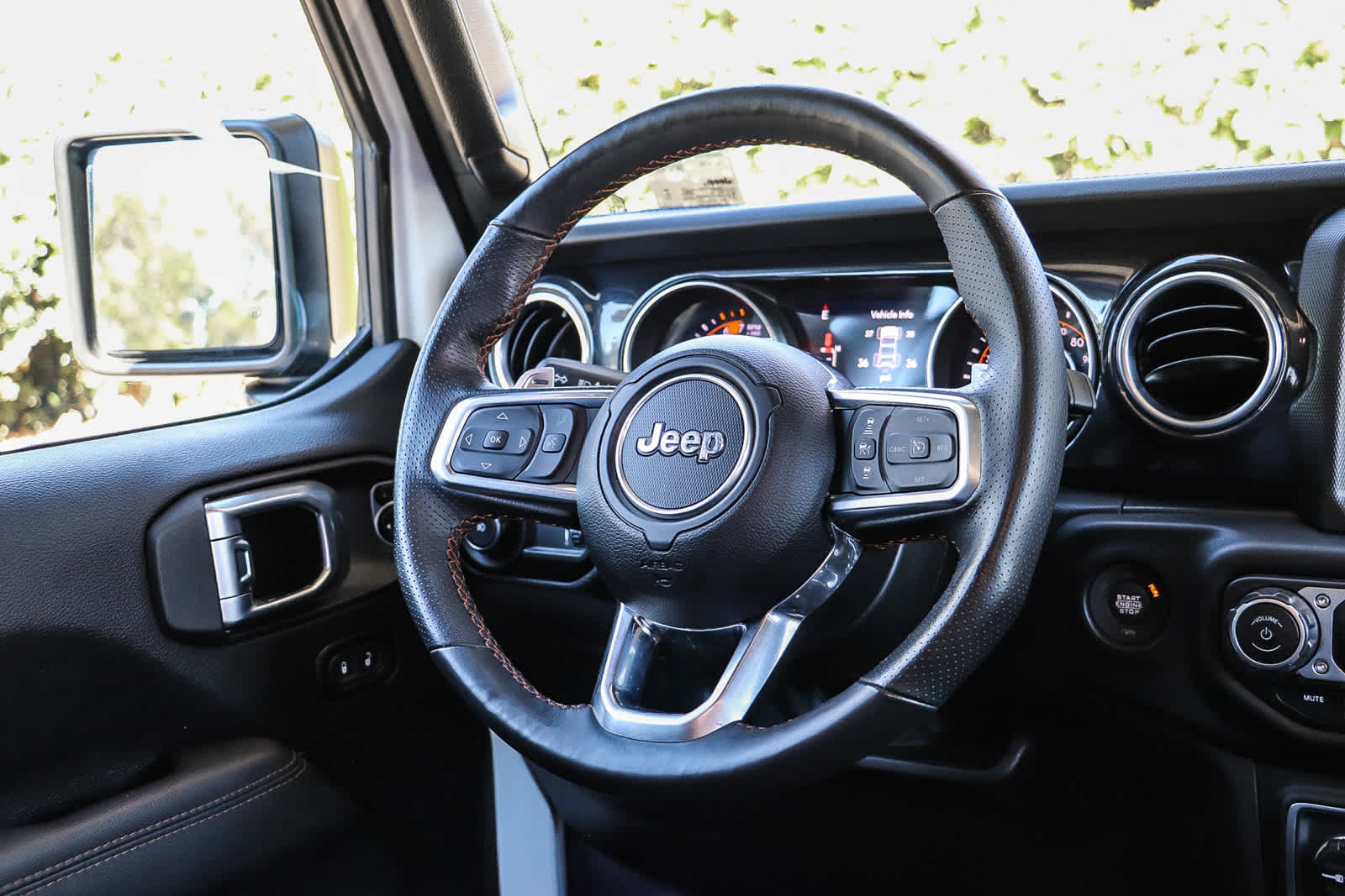 Used 2023 Jeep Wrangler Unlimited Rubicon 392 AWD/4WD image 16