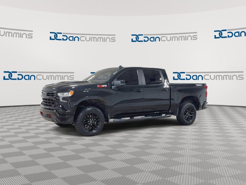 Used 2024 Chevrolet Silverado 1500 LT Trail Boss w/ Convenience Package II AWD/4WD image 4