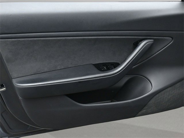 Used 2019 Tesla Model 3 Long Range image 9