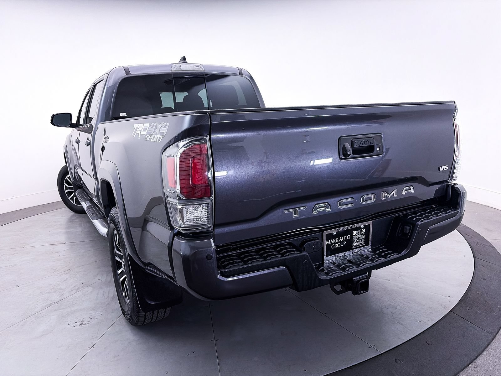 Used 2023 Toyota Tacoma TRD Sport AWD/4WD image 8