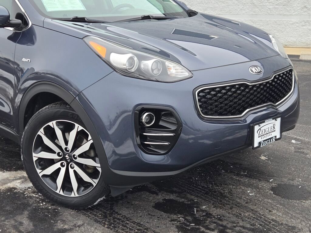 Used 2018 Kia Sportage EX w/ EX Premium Package image 2