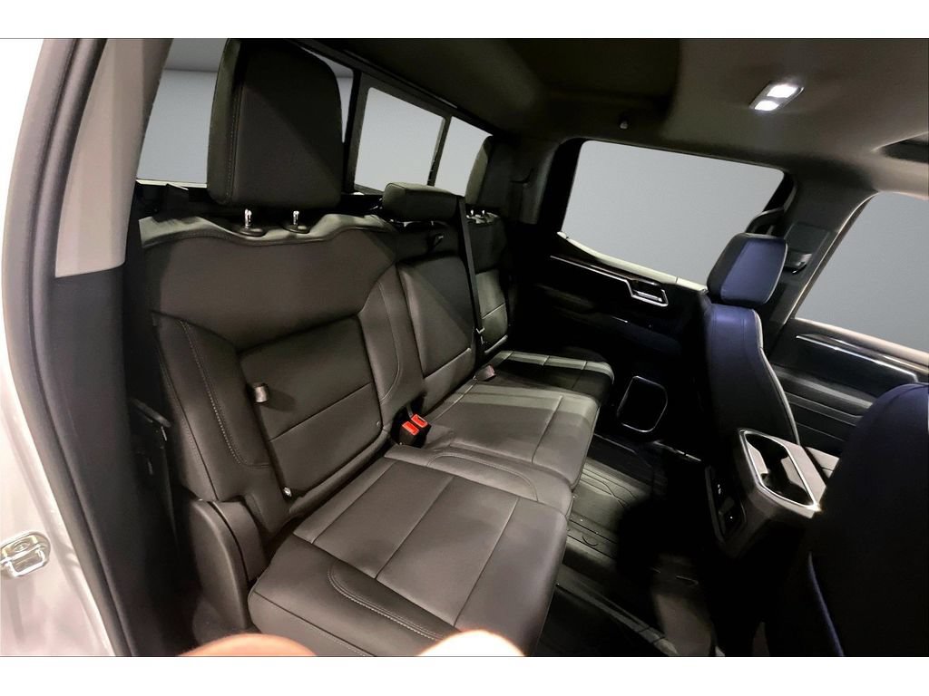 New 2026 Chevrolet Silverado 1500 RST w/ Redline Edition AWD/4WD image 45
