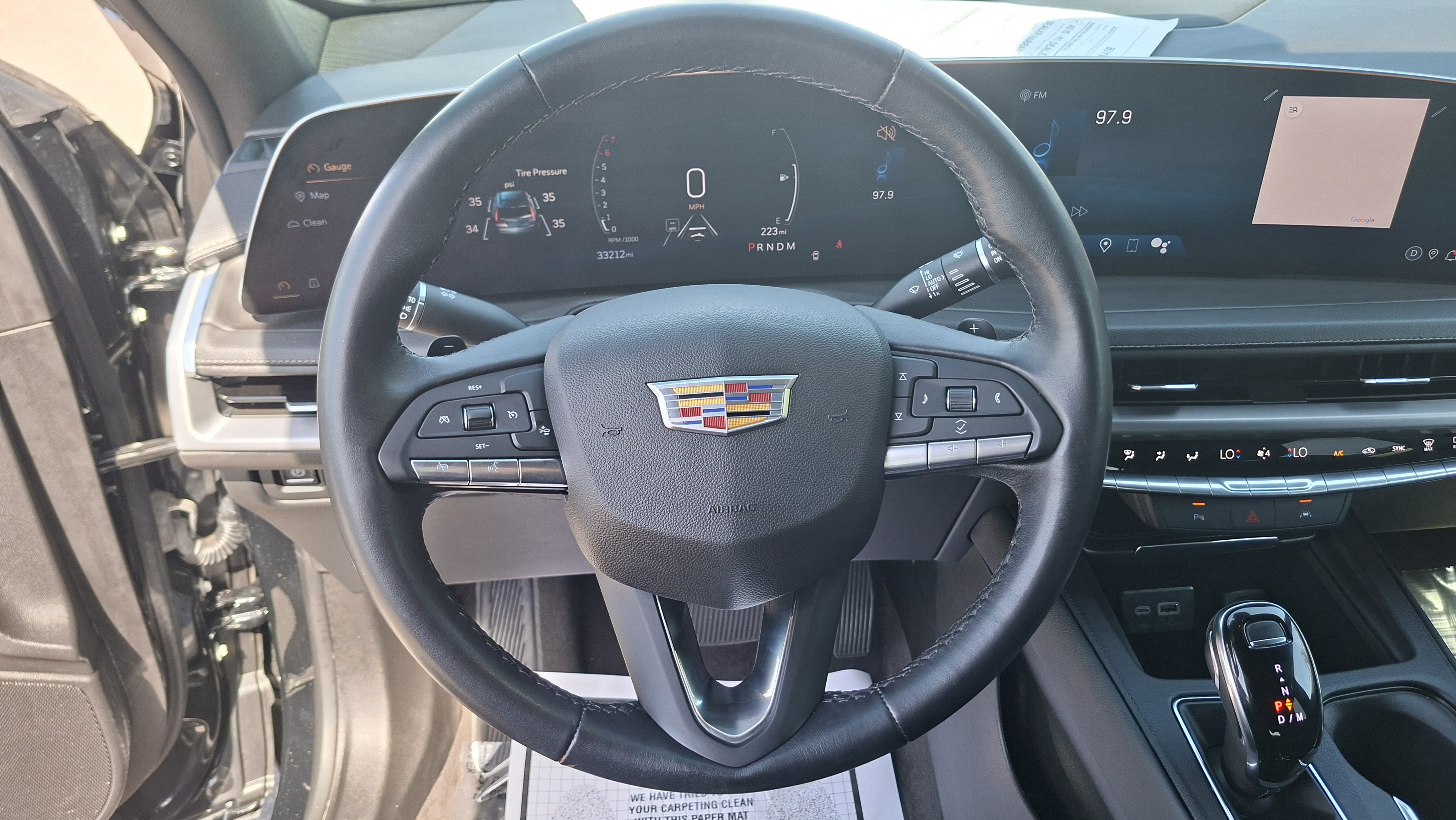 Used 2025 Cadillac XT4 Premium Luxury FWD image 11