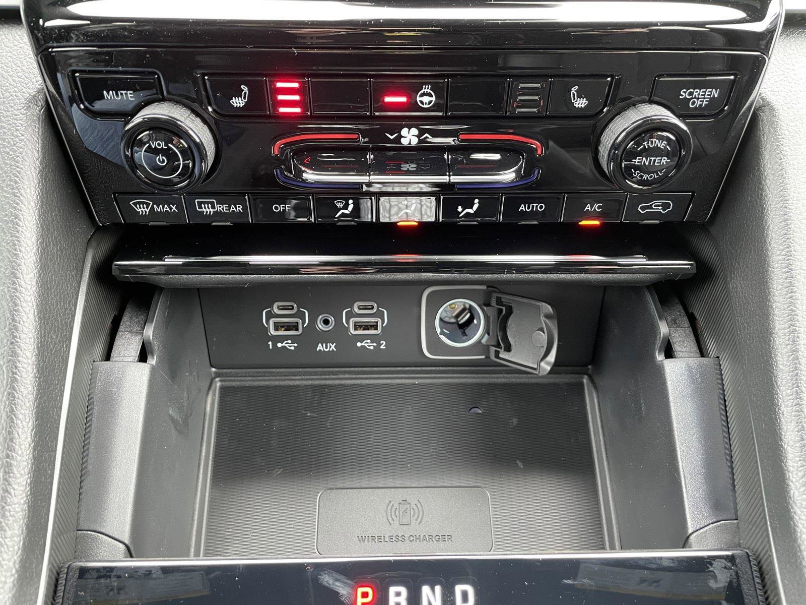 New 2025 Jeep Grand Cherokee Altitude image 16