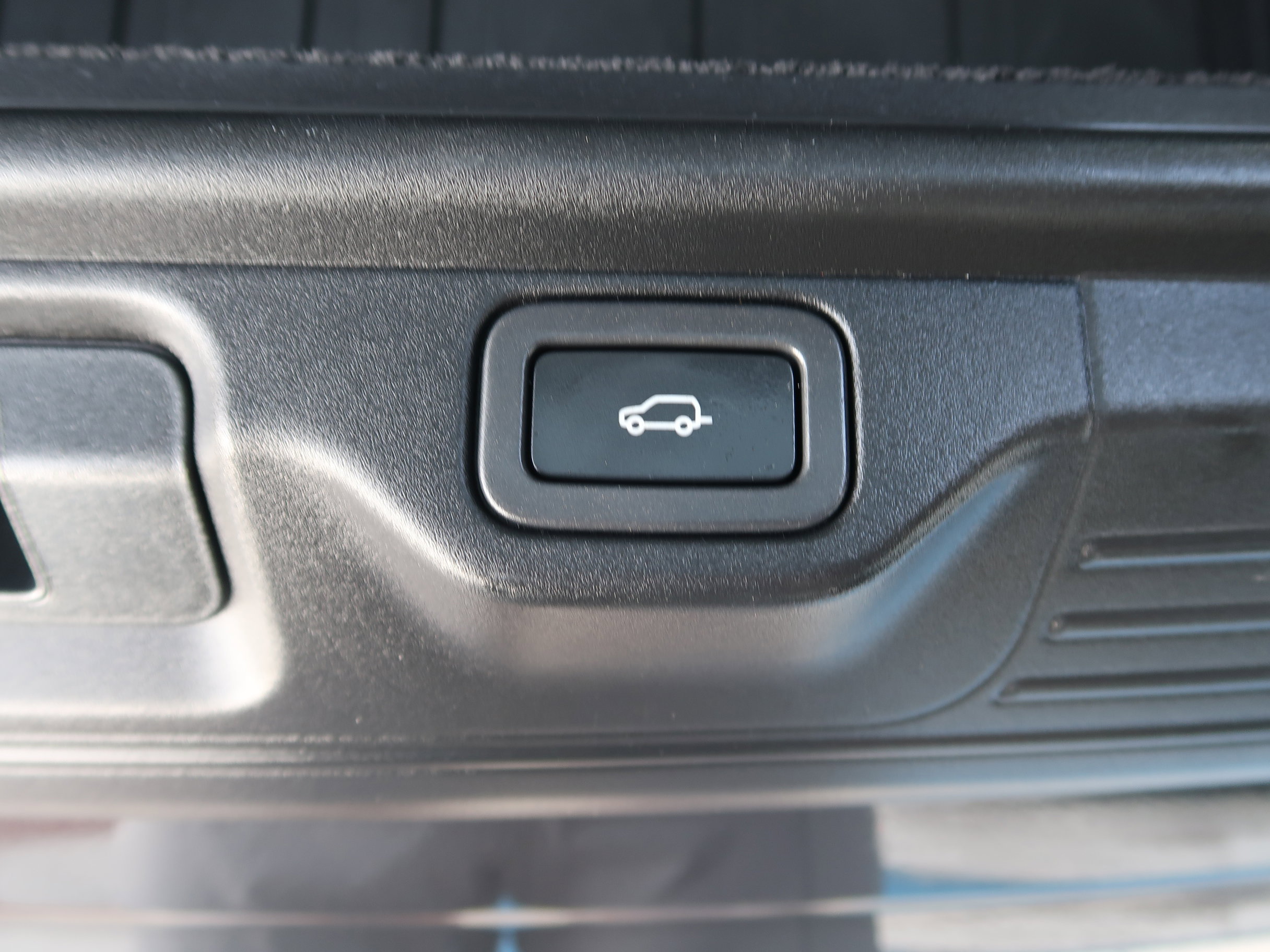 Used 2016 Land Rover Range Rover HSE image 53