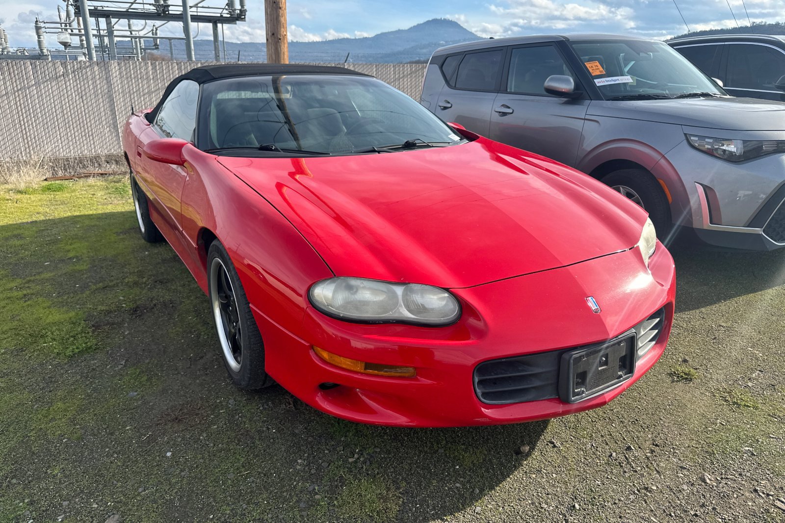 Used 2001 Chevrolet Camaro LT image 2