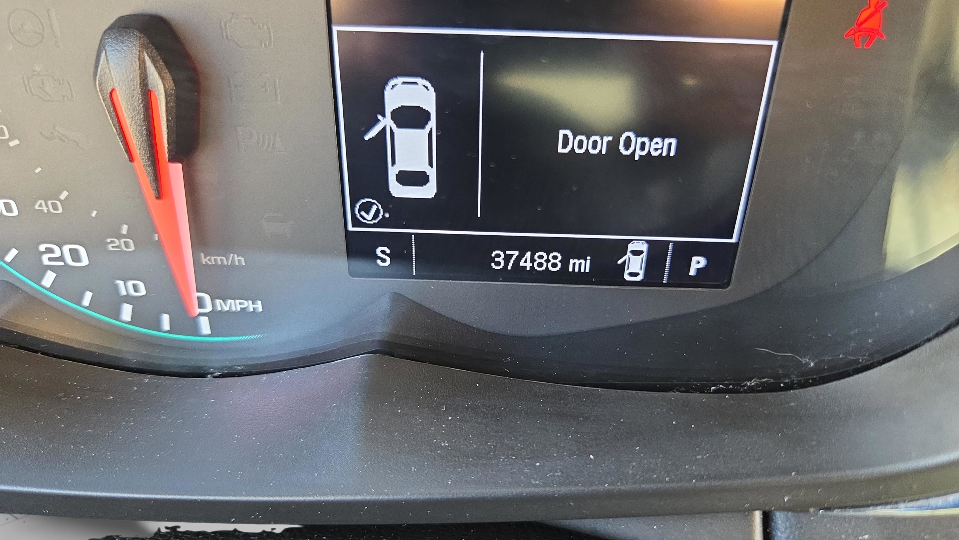 Used 2019 Chevrolet Trax LT w/ LT Convenience Package image 30