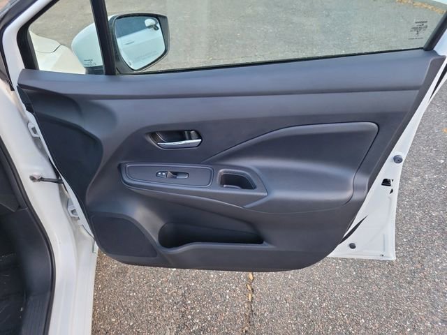 Used 2024 Nissan Versa SV FWD image 35
