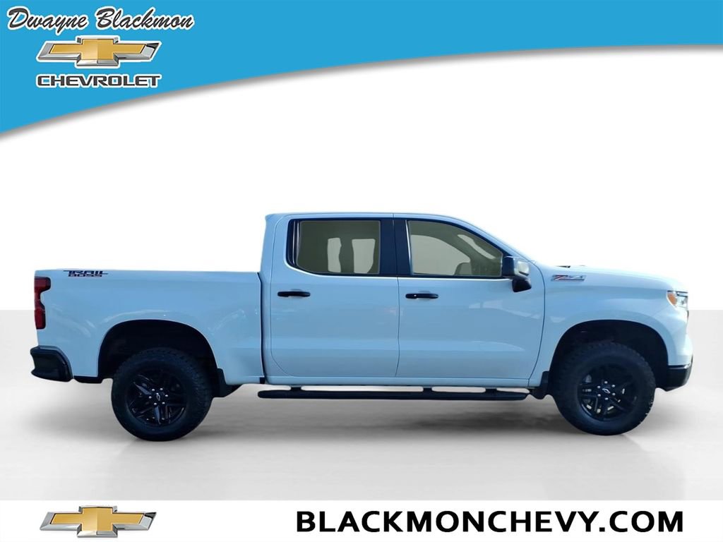 Used 2024 Chevrolet Silverado 1500 LT Trail Boss w/ Protection Package AWD/4WD image 2