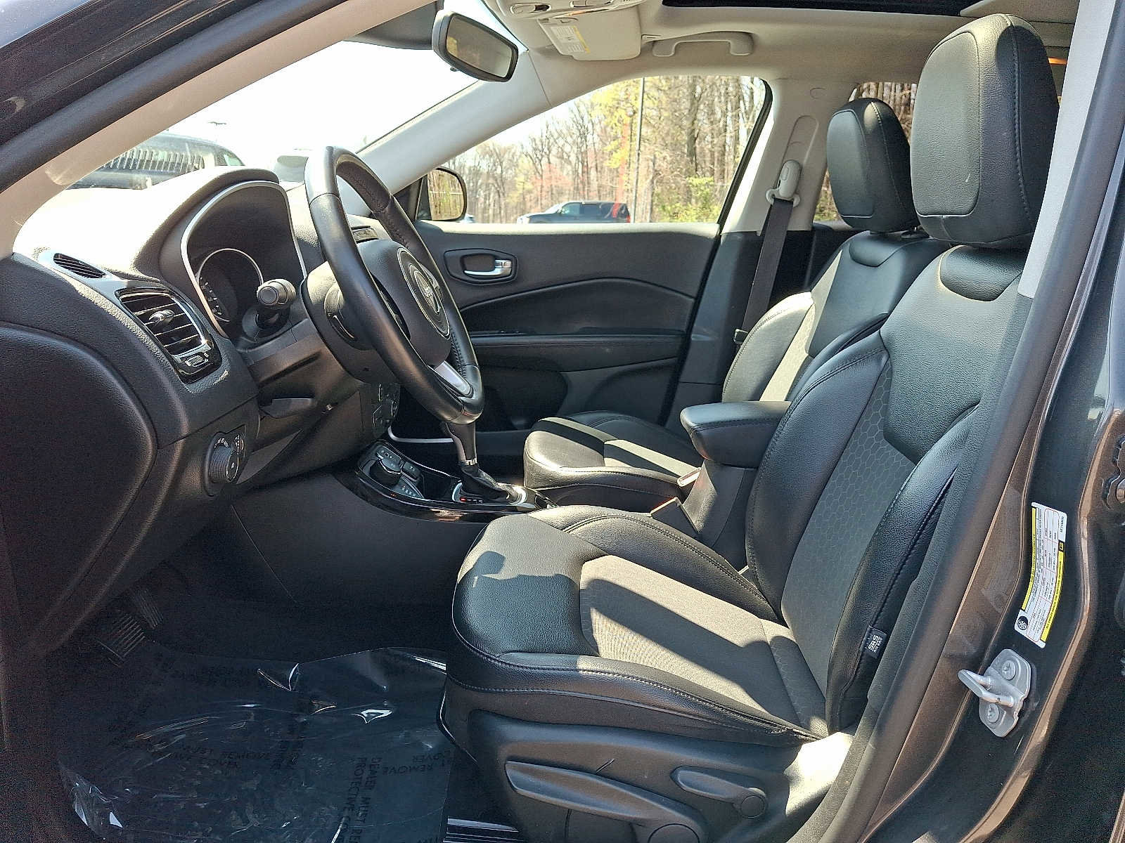 Used 2019 Jeep Compass Altitude image 14