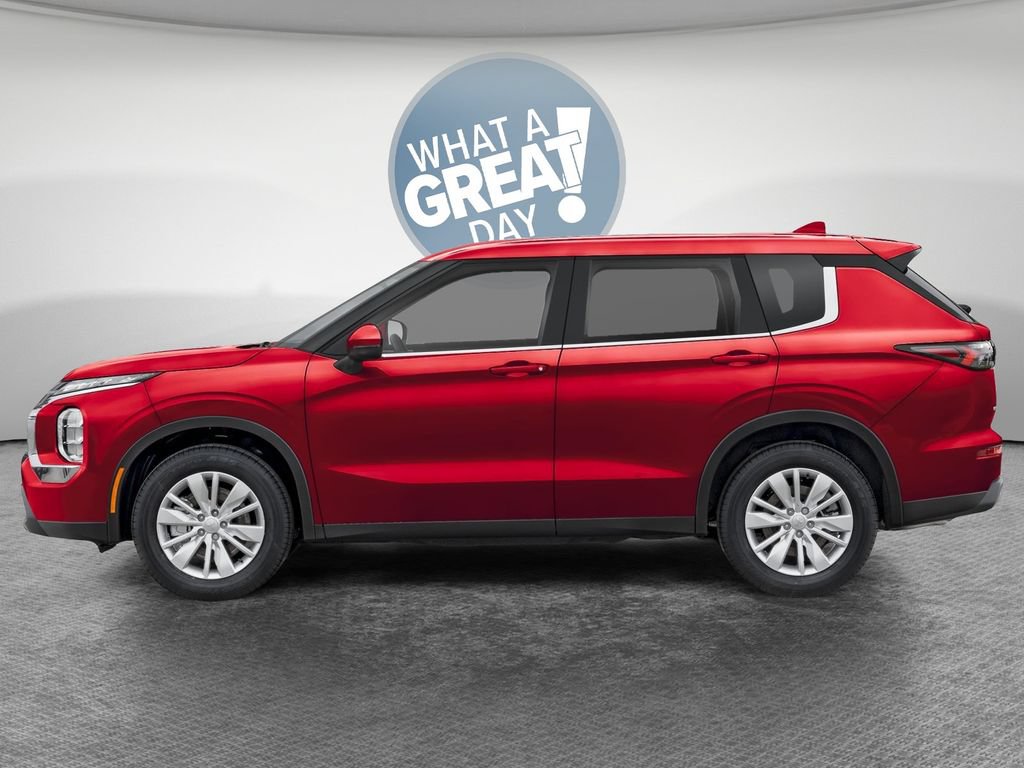 New 2026 Mitsubishi Outlander ES FWD image 3