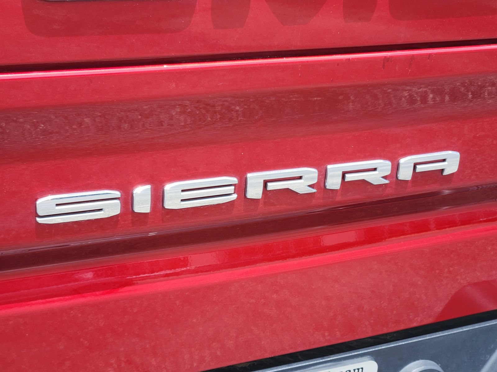 Used 2024 GMC Sierra 1500 SLT w/ SLT Premium Plus Package AWD/4WD image 12