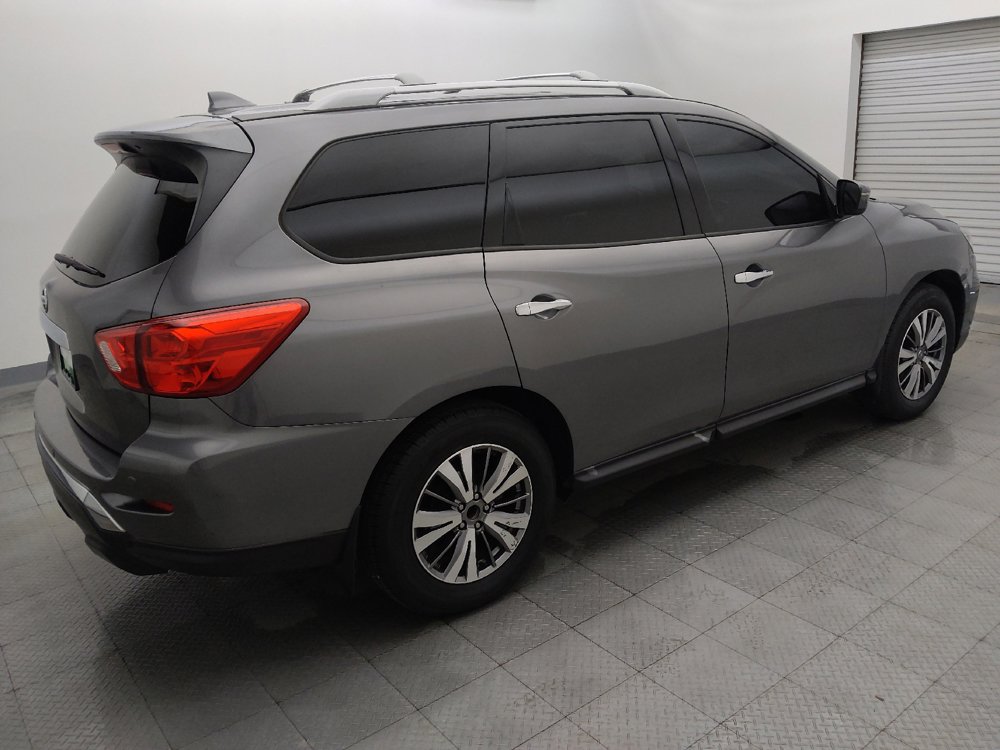 Used 2019 Nissan Pathfinder S FWD image 10