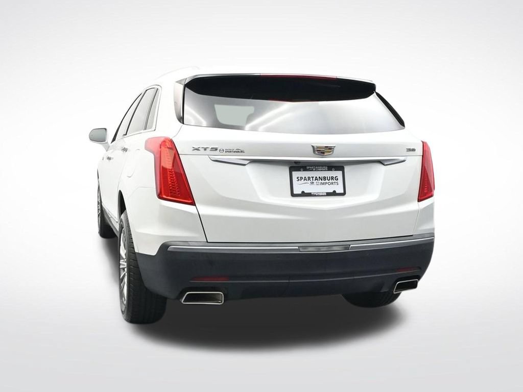 Used 2017 Cadillac XT5 Luxury w/ Driver Awareness Package FWD image 7