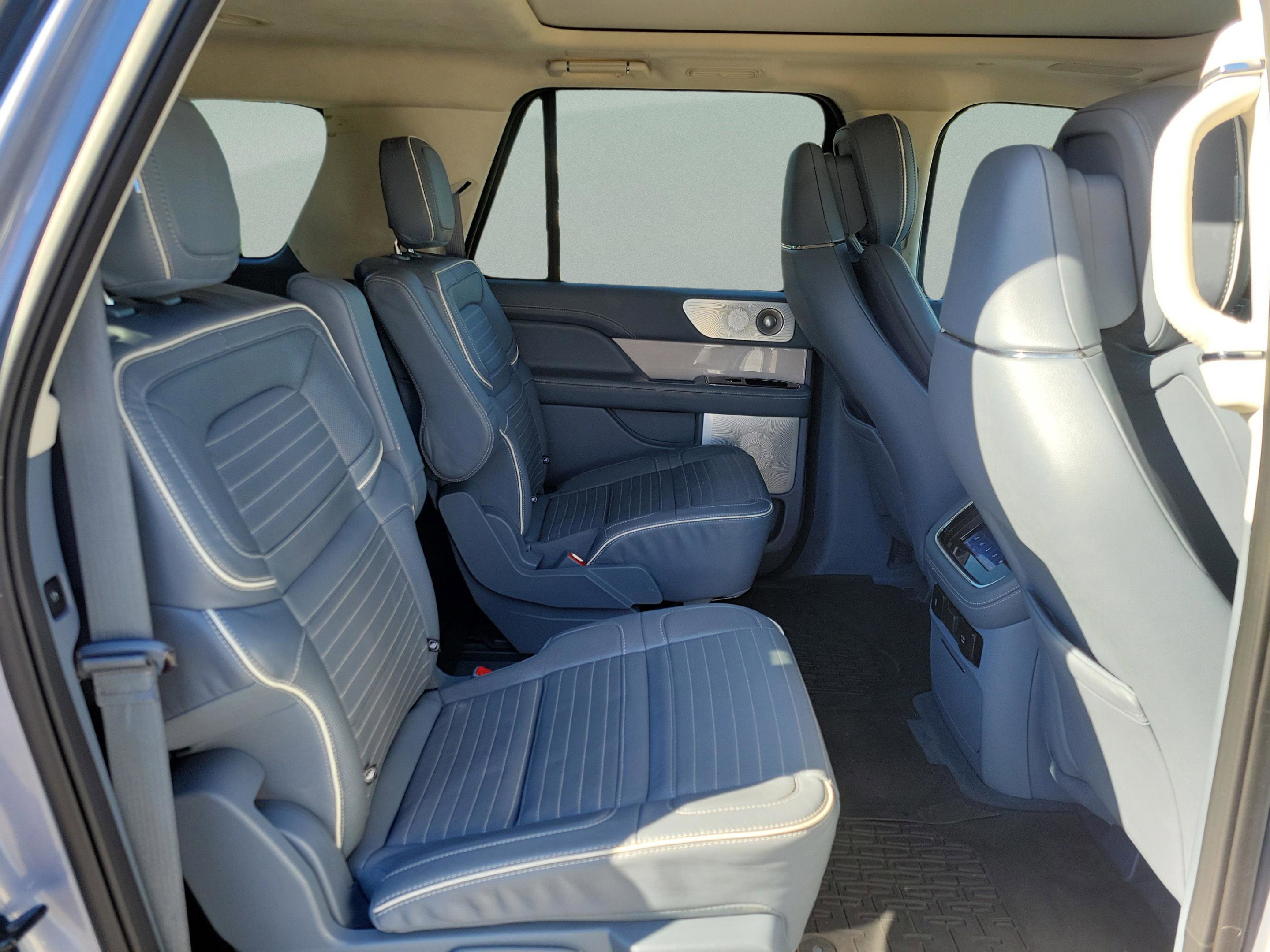 Used 2024 Lincoln Navigator L Black Label image 23